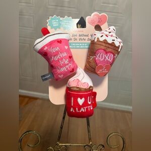 💕Fringe Toybox latte coffee decor Squeaky/ Valentine Plush Dog Toy Love